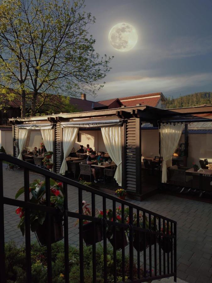 Hotel Buchenland Gura Humorului Zewnętrze zdjęcie